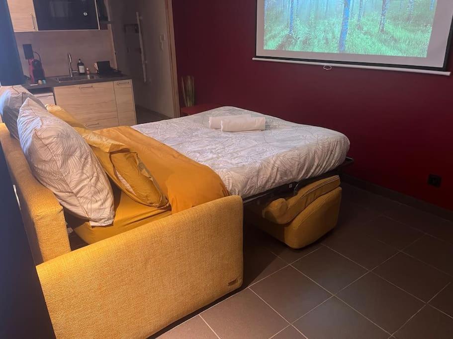 Suite Avec Sauna 36M² Niort Bagian luar foto
